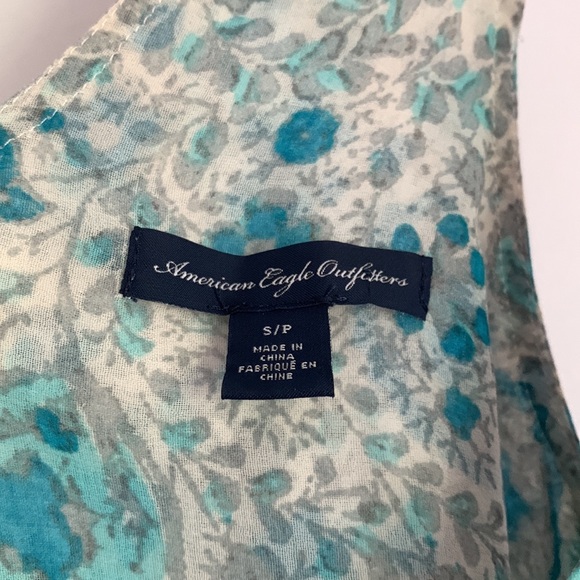 American Eagle paisley patterned top - Picture 4 of 4